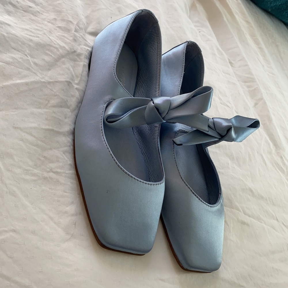 Jeffrey Campbell Blue Satin Bow Flats - Picture 5 of 7